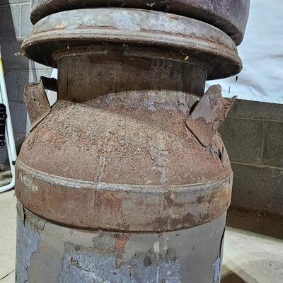 Pair of Seat Top Milk Cans (B1-JS)
