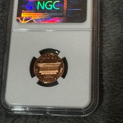 2001 S 1 c 69PF ultra cameo