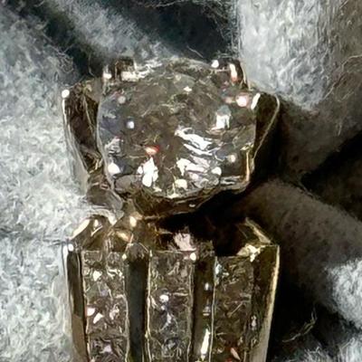 24kt White Gold 5 carat ring