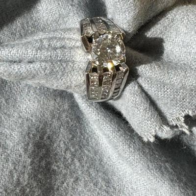 24kt White Gold 5 carat ring