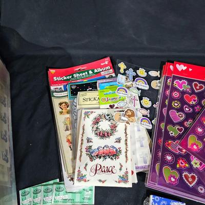 All Occasion Gift Wrap, Cards & Ribbon (B1-JS)