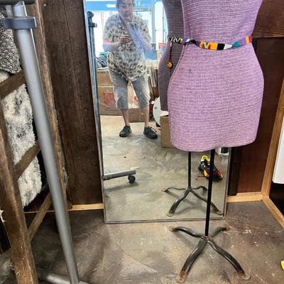 2 Mirrors, Vintage dress form, clothing rack