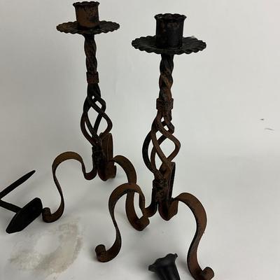 1108 Antique Wrought Iron Decor