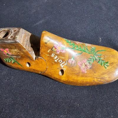 Country Folk Art Items (B1-JS)