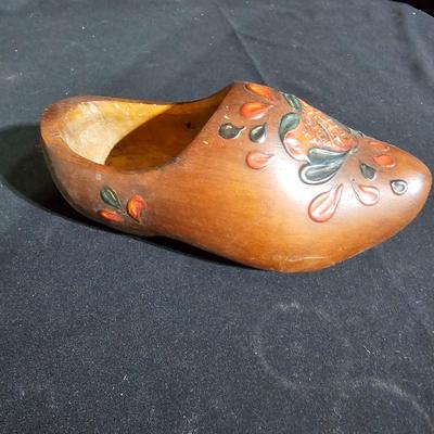 Country Folk Art Items (B1-JS)
