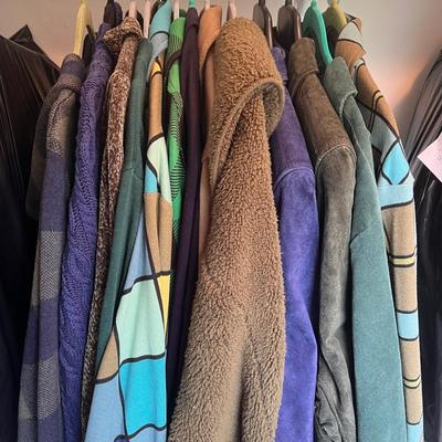 UGG Coat and More, Women’s Size 2XL-3XL (PC-DZ)