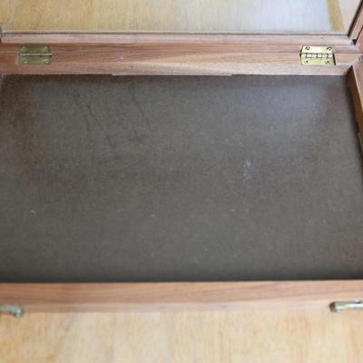 Display Box with Glass Lid