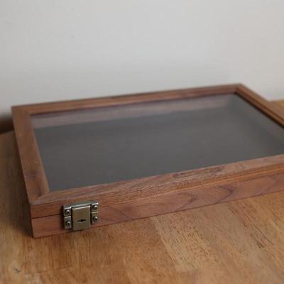 Display Box with Glass Lid