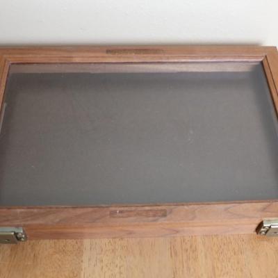 Display Box with Glass Lid