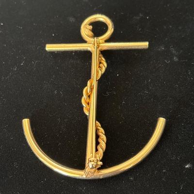 Gold tone anchor pin