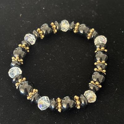Black and clear beaded stretchy bracelet