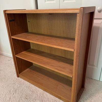 Oak Colored Bookcase by Anderson (UB-TF)