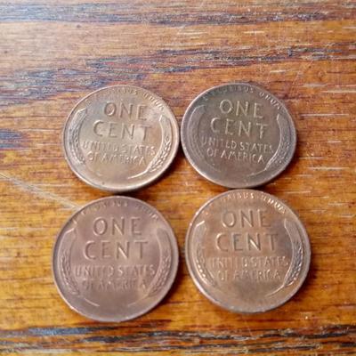 LOT 33 FOUR OLD WHEAT PENNIES IN GREAT SHAPE