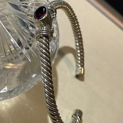 Vintage Heavy Sterling Silver Garnet Color Stone Standard Size Cable Cuff Bracelet in Good Preowned Condition.