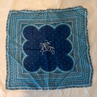 Gucci Scarf and More (PC-DZ)