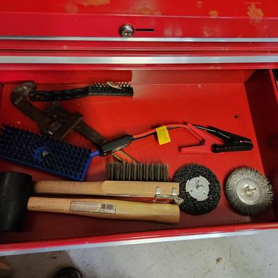 Popular Mechanics Tool Chest on Casters Includes some tools