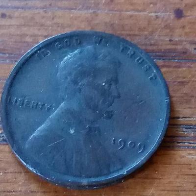 LOT 35 1909 VDB LINCOLN CENT