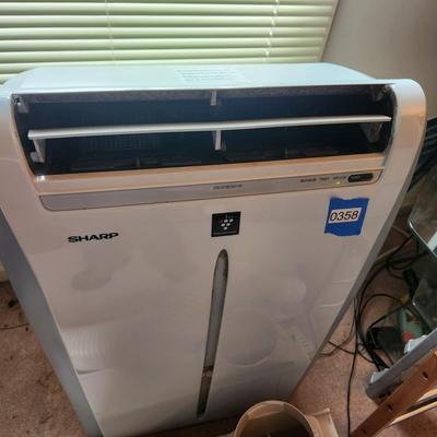 Sharp Portable Air Conditioner 10,500 BTU w Remote Tested