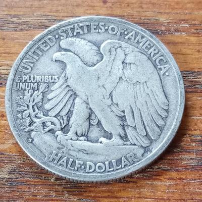 LOT 39 1929-S WALKING LIBERTY HALF DOLLAR