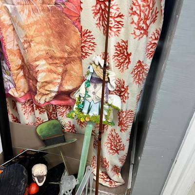 Parasols, Pool Sticks and Paddles