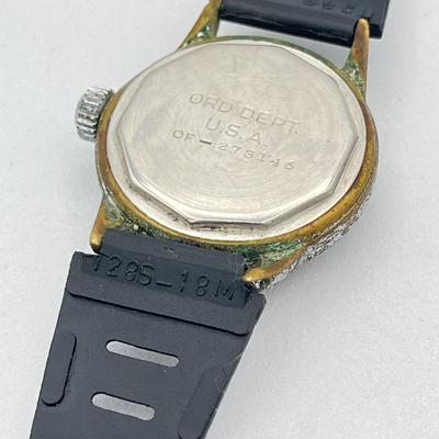LOT 30: Vintage Elgin Watch