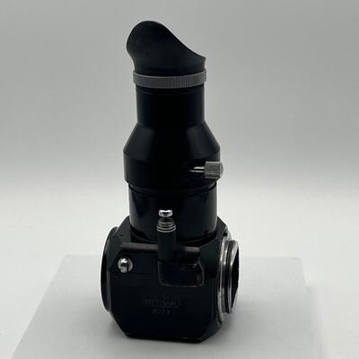 LOT 93: Vintage Camera Equipment - Leica Visoflex Housing - E. Leitz Wetzlar 2021