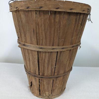Vintage Wooden Pole Bean Hamper