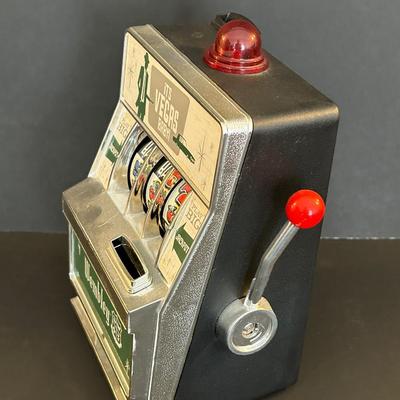LOT 3: Vintage Slot Machine Bank, Claw Machine and Juke Box Cassette Player