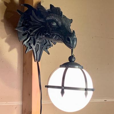 LOT:52: Dragon Head Wall Sconce Electric Lamp