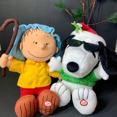 LOT:54: Hallmark Peanuts Charlie Brown Christmas Plushes and More