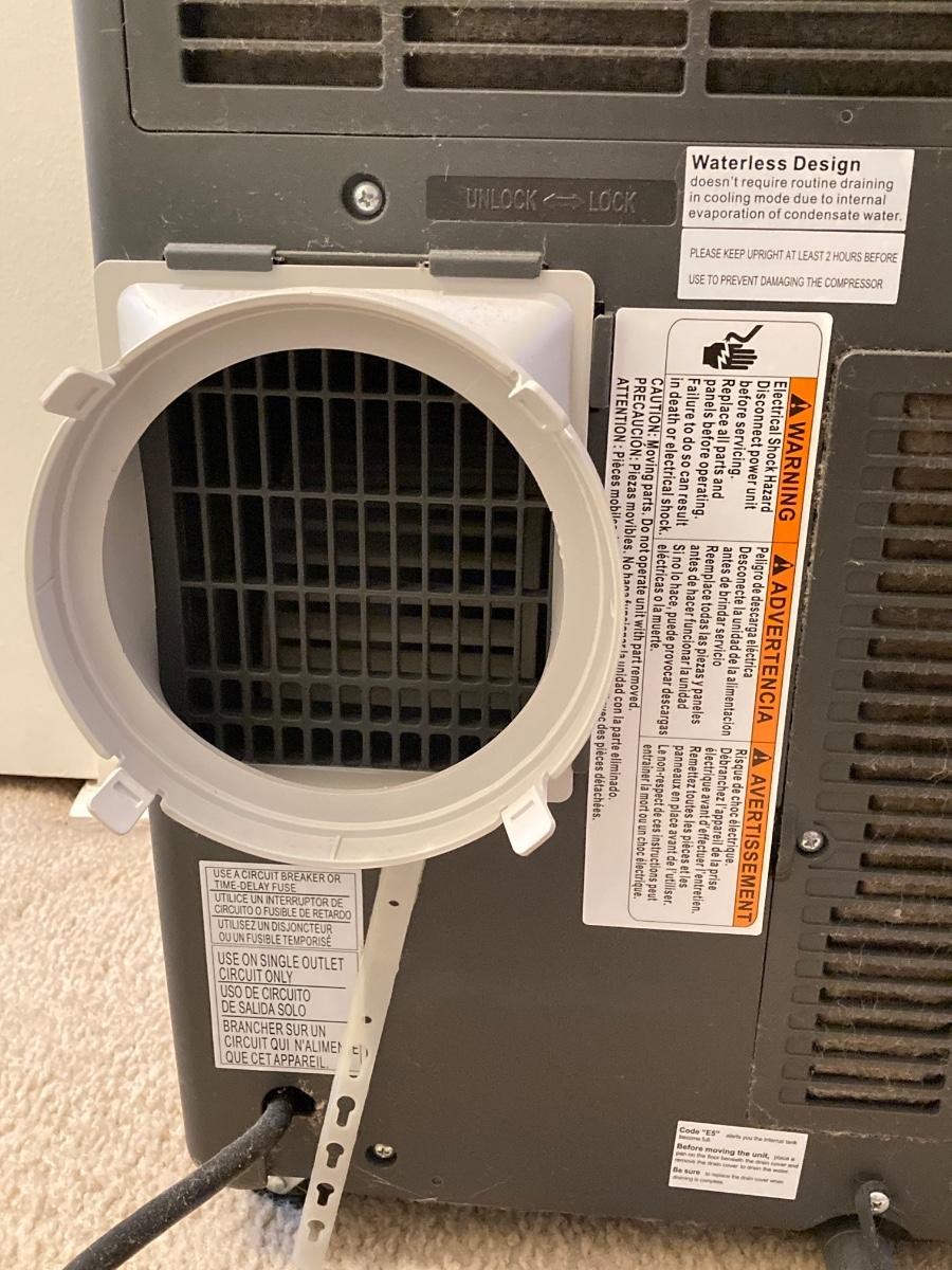 LOT 62 Hisense Portable Air Conditioner Model AP1419CR1G