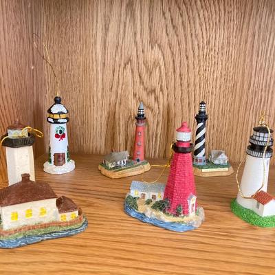LOT 63: Display / Book Shelf with Collection of Miniature Lighthouses - Lefton, Scaasi and More