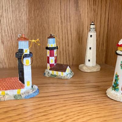 LOT 63: Display / Book Shelf with Collection of Miniature Lighthouses - Lefton, Scaasi and More