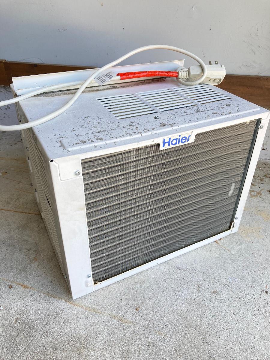 LOT 68 Haier Room Air Conditioner Model HWF05XCRL
