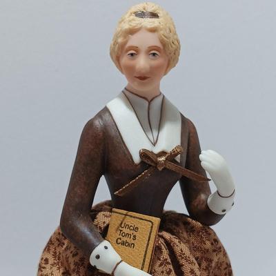 LOT 123: Four Great American Women of Arts & Letters w/ Four Great American Women Figurines by the United States Historical Society