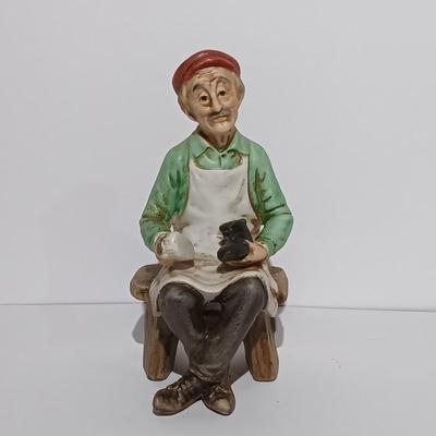 LOT 133: Vintage Ceramic Figurines: Old Woman Knitting with Cat and Cobbler