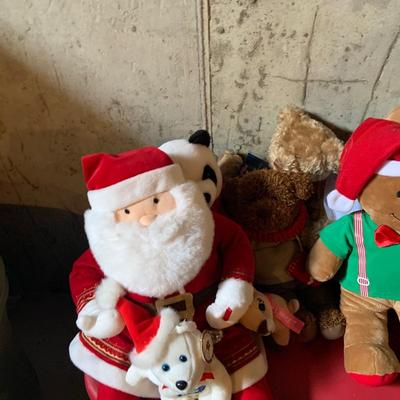 LOT:149: Large Collection of Holiday Plushes Including Spong Bob, The Grinch and Many More