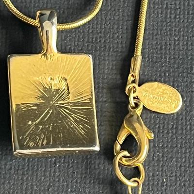 Gold Tone Jewelry Set