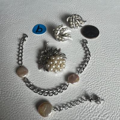 Silver -Tone Jewelry with Pearl Accents