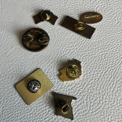 Various Set of 7 Pins - Romney Pin, Flag Pins etc.!