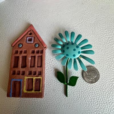 Colorful Lot with Velvet Jewelry Box, Broach and Small Keepsakes!