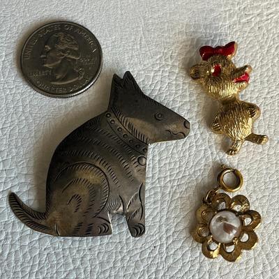 Various Set of Gold-Tone Broaches, Charm and Anchor Bracelet