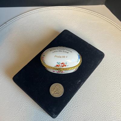 Beautiful Set of Two Jewelry Boxes- Velvet Box and Psalm 98:4 Porcelain Box