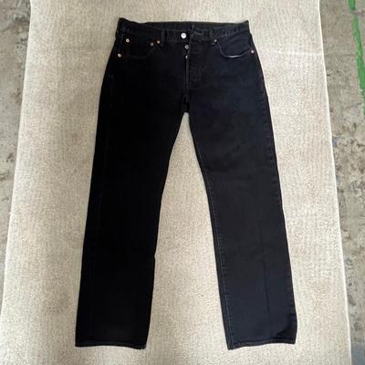 Black Levi Strauss Demin Jean Pants - Size 33/30