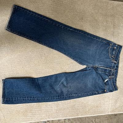 Levi Denim Jean Pants - Size 33/31