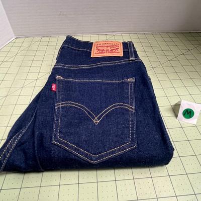 Women's Levi Denim Jean Pants - Mile High Skinny Jeans - Size 28