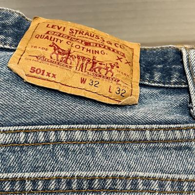 Levi Demin Jean Pants - Size 32/32 (Small Patch on Back Pocket and Small Stains on Leg)