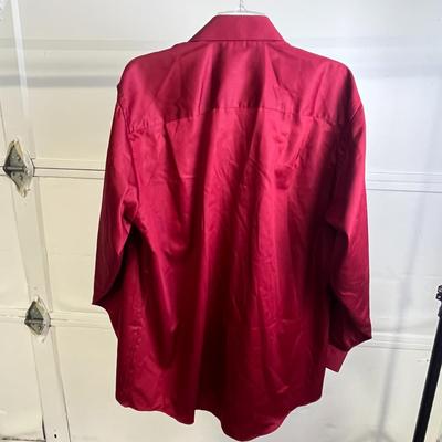 Geoffrey Beene Sateen Button-down Blouse/Shirt - Size XL
