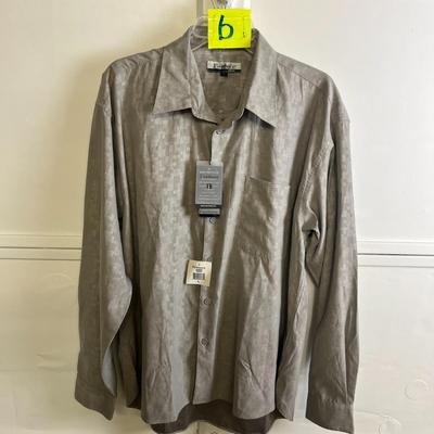 New with Tags 'Firethorn' Microfiber Button-down Men's Top - Size L