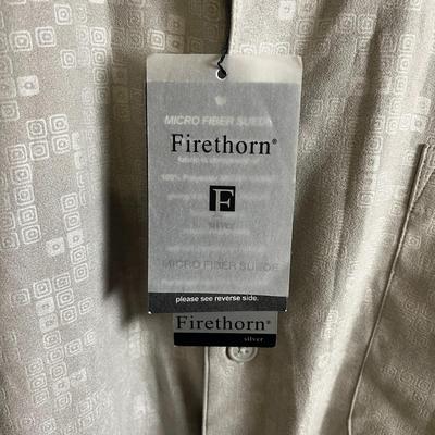 New with Tags 'Firethorn' Microfiber Button-down Men's Top - Size L